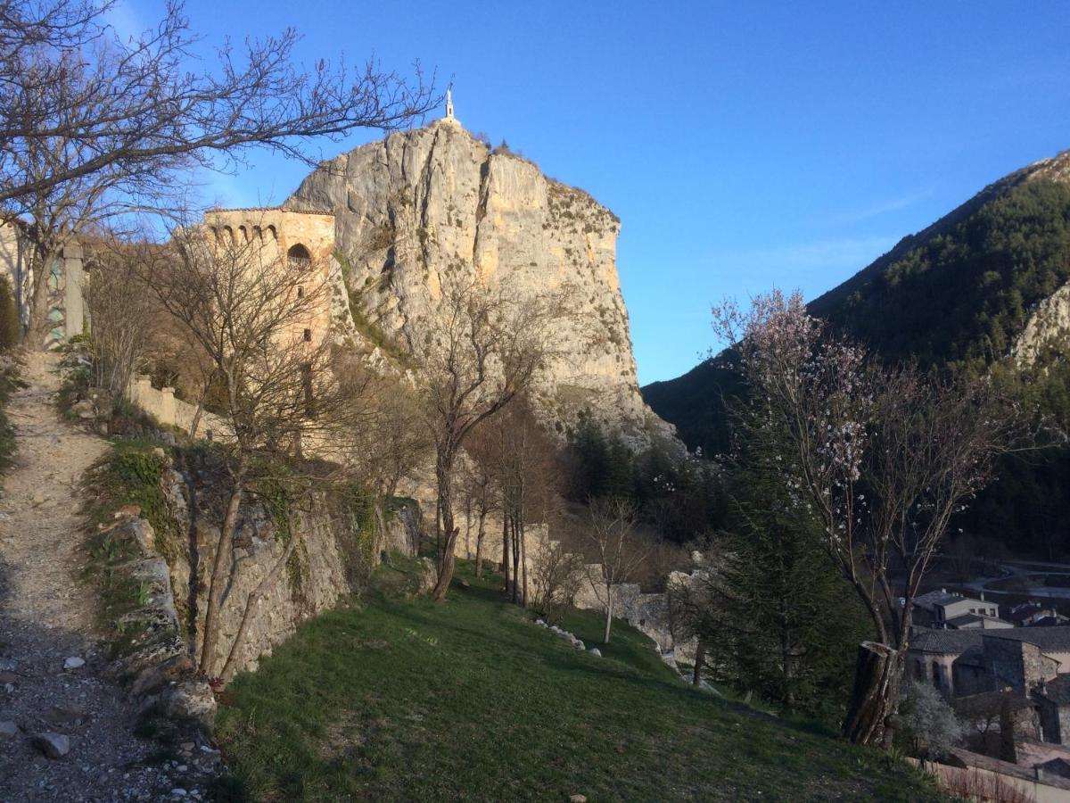 Aqui Sian Ben Hotel Castellane Luaran gambar